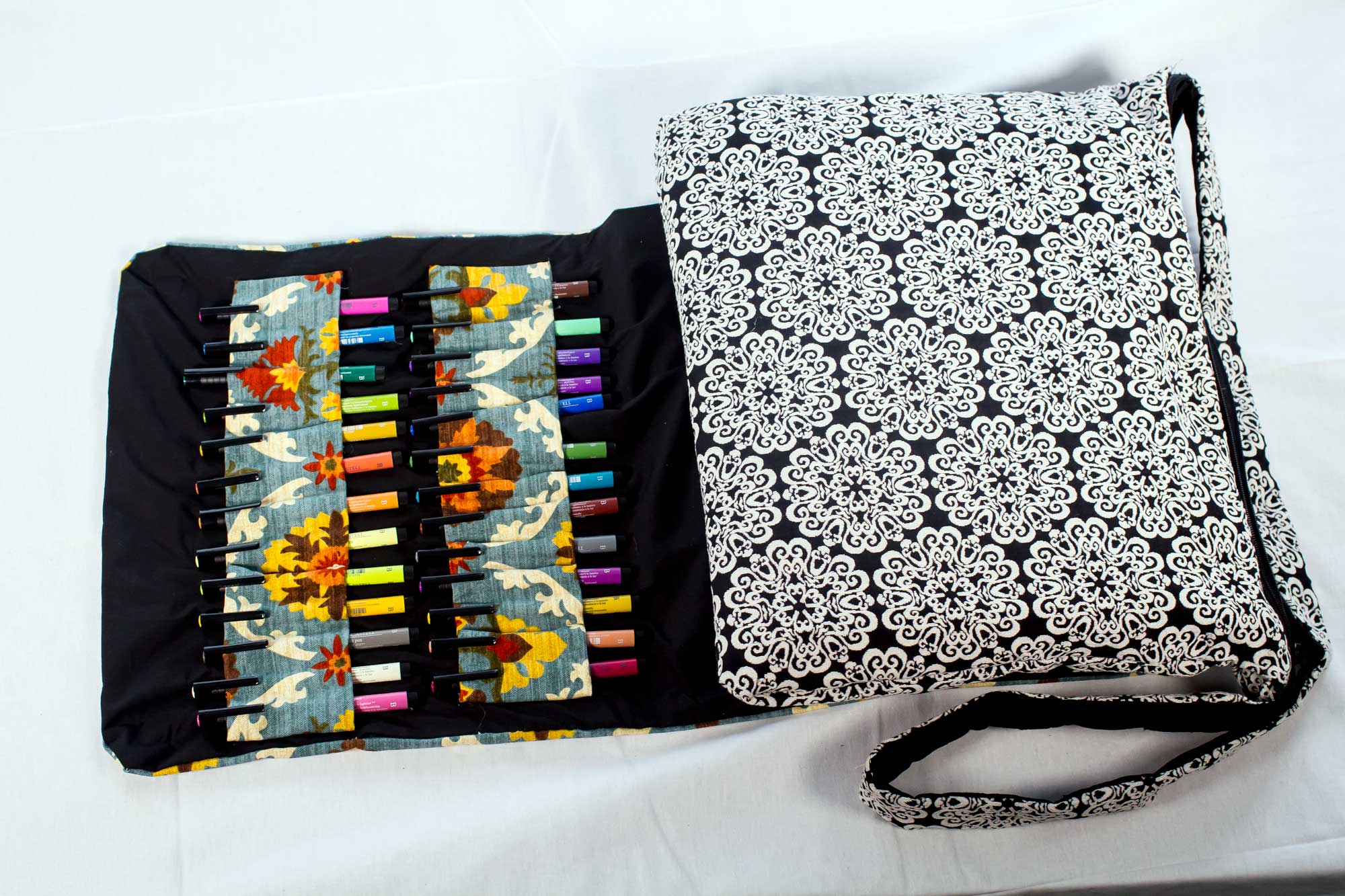 Ariel Cotton Industrial Design Computer Art Supply Bag